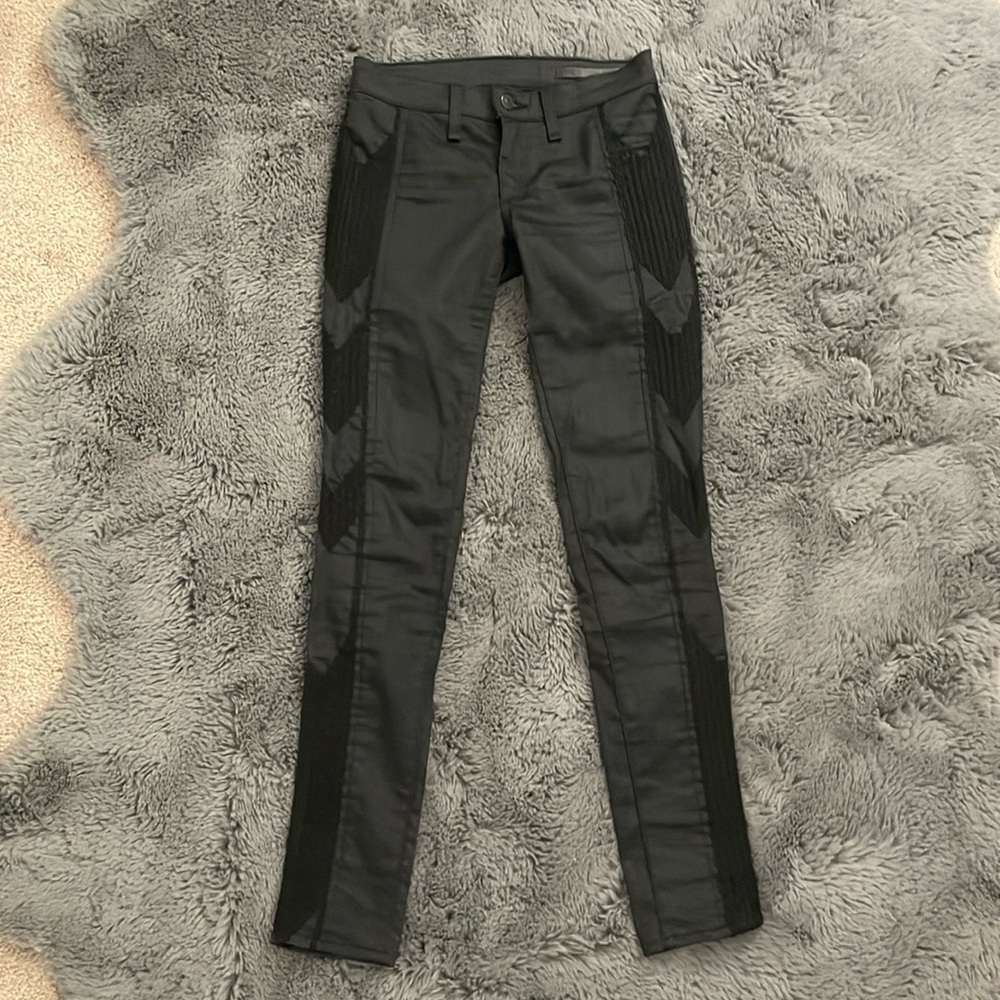 rag & bone Low Rise Black Skinny Jean with Stitching Design